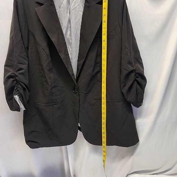 Torrid Women's Black One Button Blazer Size 3XL D15 - Picture 3 of 9